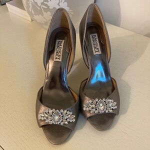 Badgley Mischka grey bling rhinestone heels